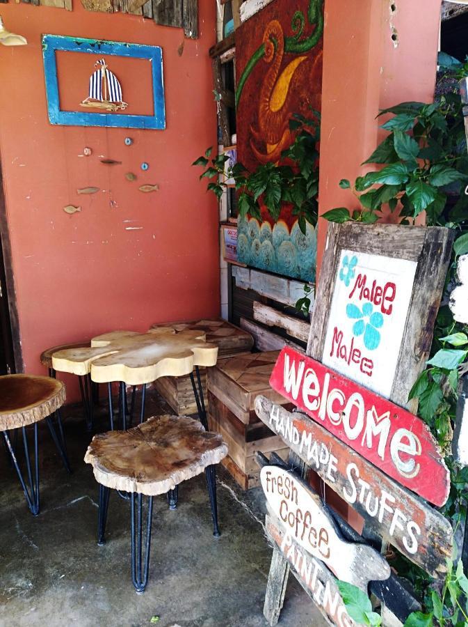 Malee Malee Guesthouse Koh Lanta Ngoại thất bức ảnh